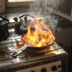 Как избавиться от запаха сгоревшей еды